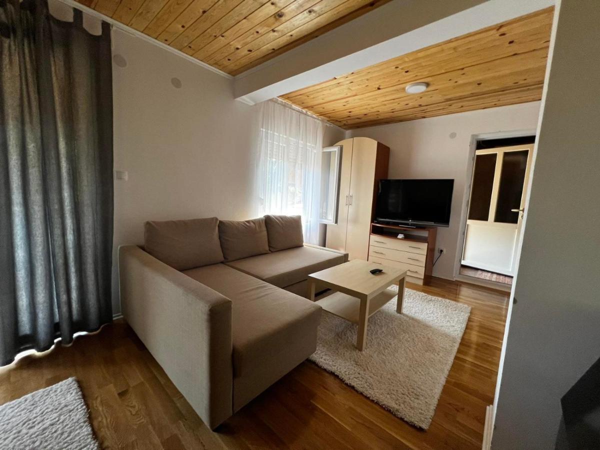 Ljubav Stara Zaovine Hotel Lazici Bagian luar foto