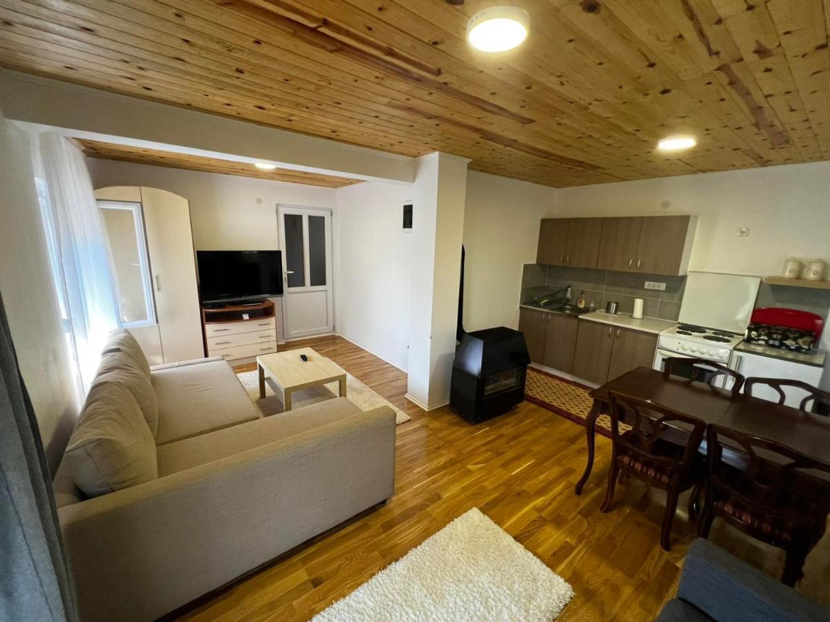 Ljubav Stara Zaovine Hotel Lazici Bagian luar foto