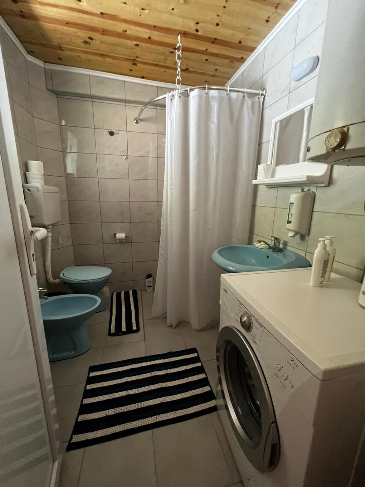 Ljubav Stara Zaovine Hotel Lazici Bagian luar foto
