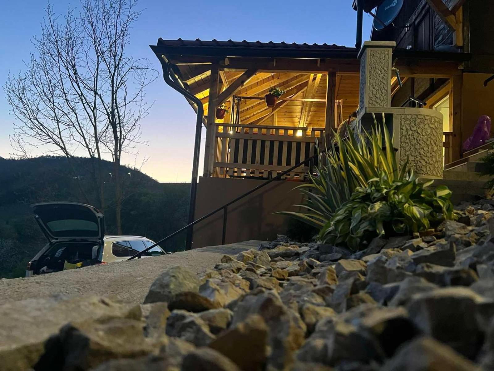 Ljubav Stara Zaovine Hotel Lazici Bagian luar foto