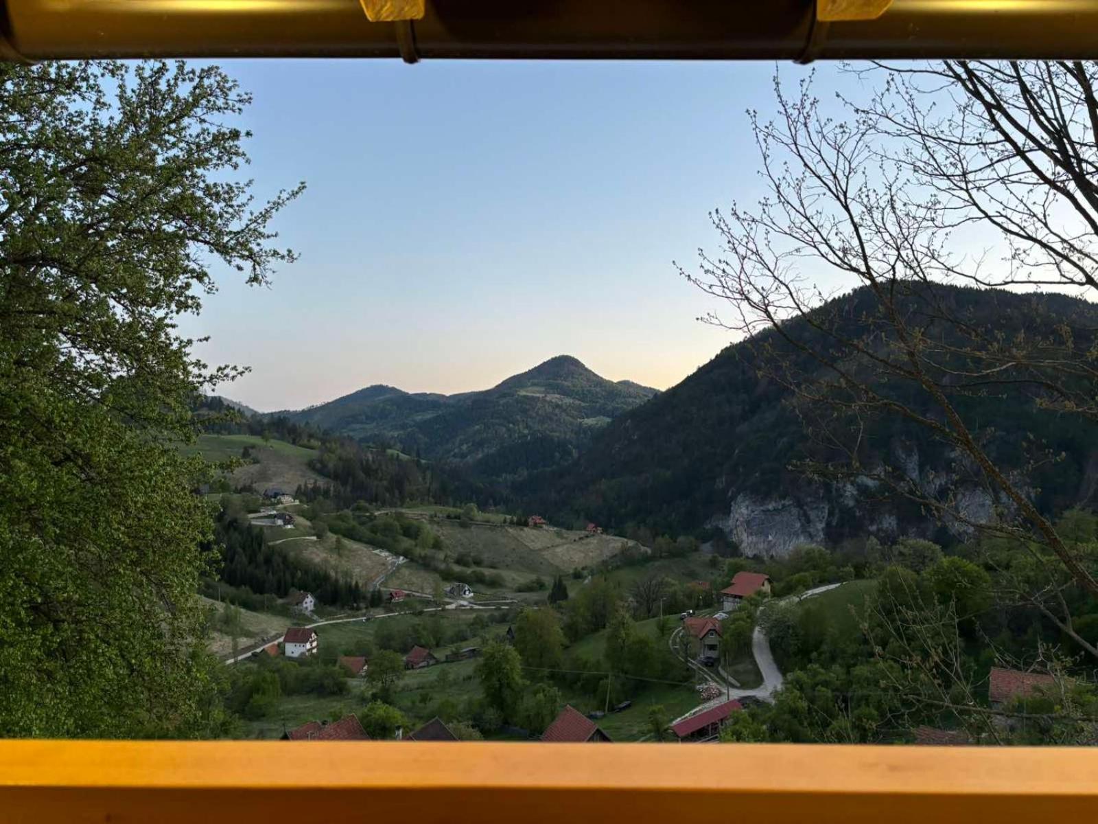Ljubav Stara Zaovine Hotel Lazici Bagian luar foto