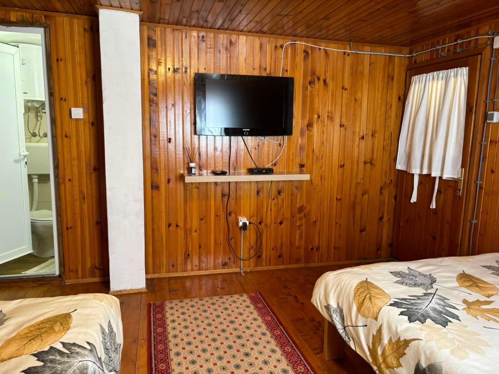 Ljubav Stara Zaovine Hotel Lazici Bagian luar foto